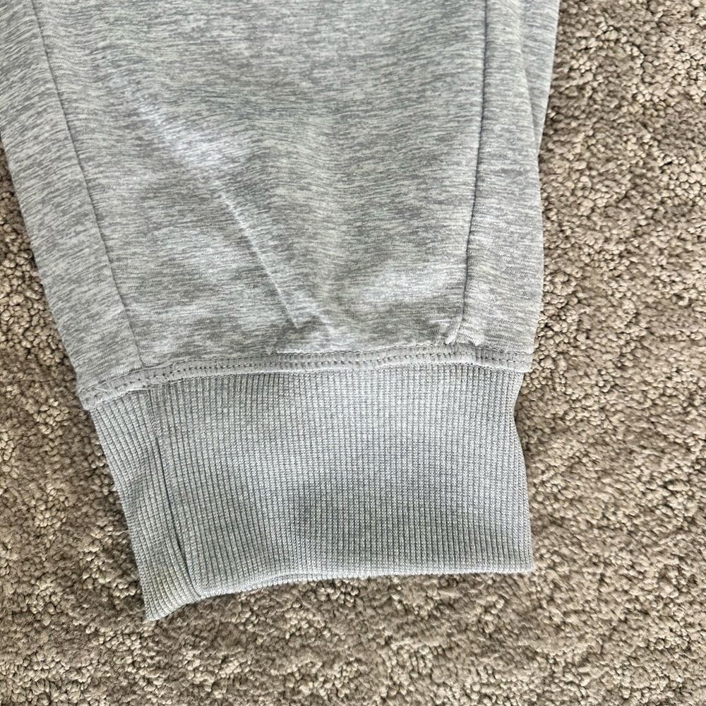 Men’s light gray extra large, GAIAM sweatpants. Very soft, thin fabric. - Picture 2 of 5
